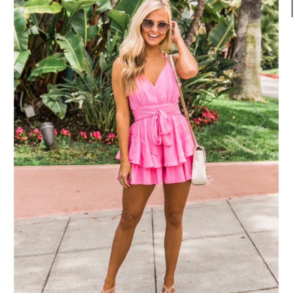 Pink Lily Romper size small
